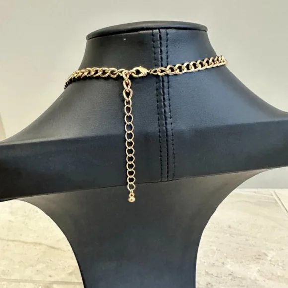 ***SALE*** Gold Tone Statement Tribal Ethnic Gypsy Necklace - Picture 3 of 4